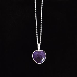 Image of Violet Heart x Amethyst heart shape cabochon cut silver necklace
