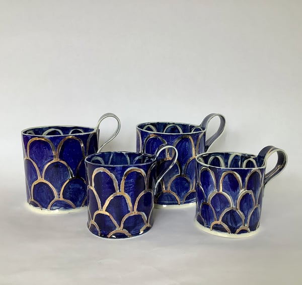 Image of Large mugs and coffee cups deep blue and gold