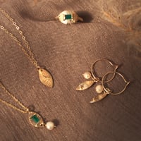 Image 3 of Maya Necklette