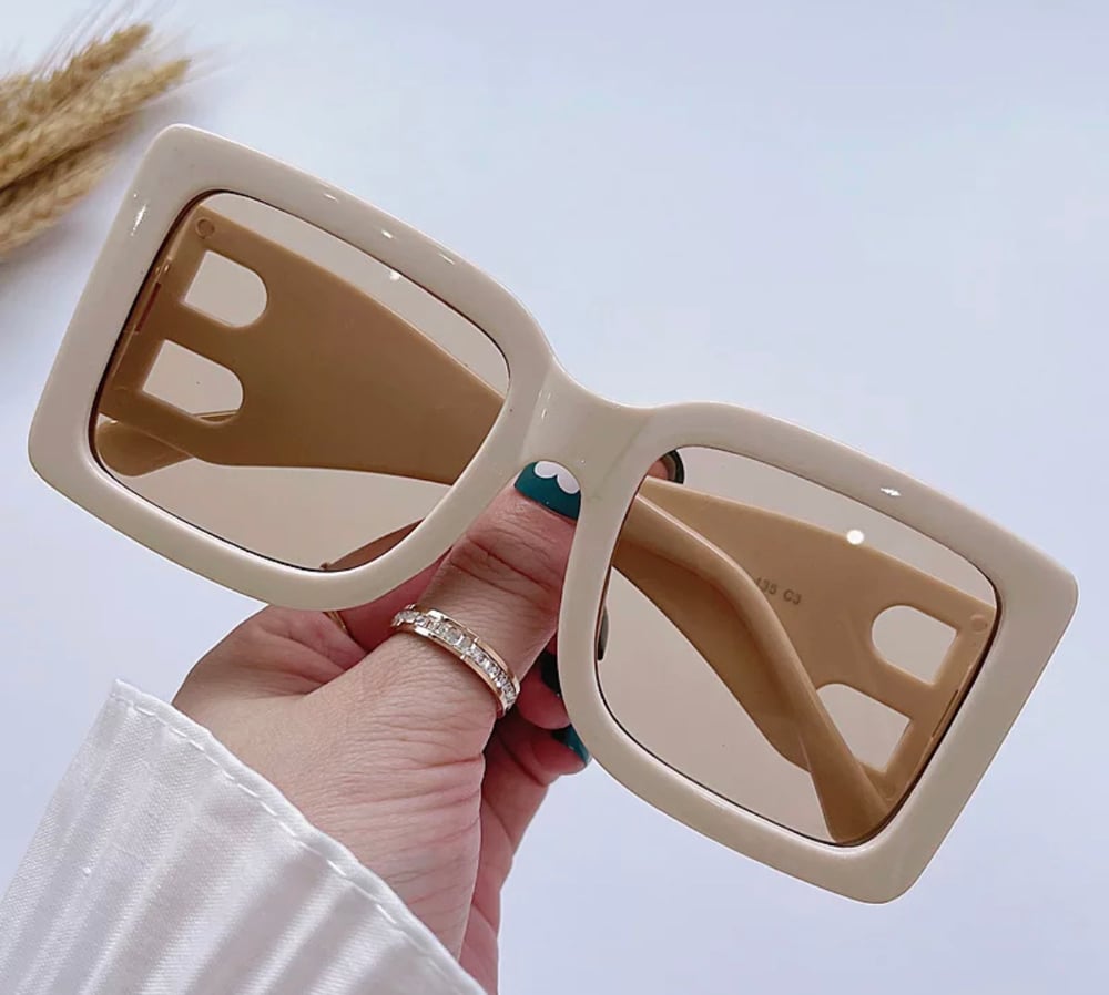 Image of Baddie Sunglasses 