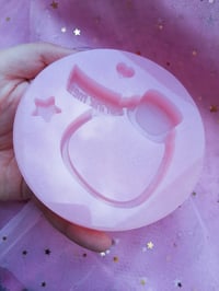 Image 3 of Drink Me Alice Shaker Mold
