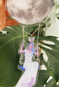 Image 2 of ffxiv moon bride charm