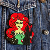 Image 3 of Poison Ivy iron on patch