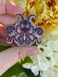 Image 2 of 2 Inch Asexual Pride Octopus enamel pin - Silver metal