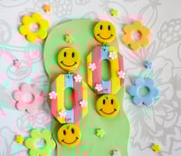 Image 1 of Pretty flower pals 