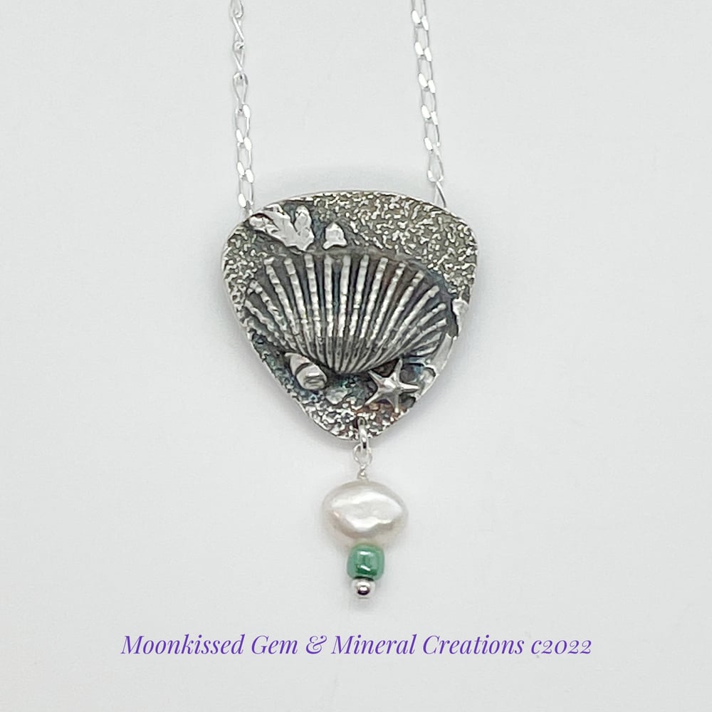 Image of Beachcombing Fine Silver Pendant with Freshwater Pearl