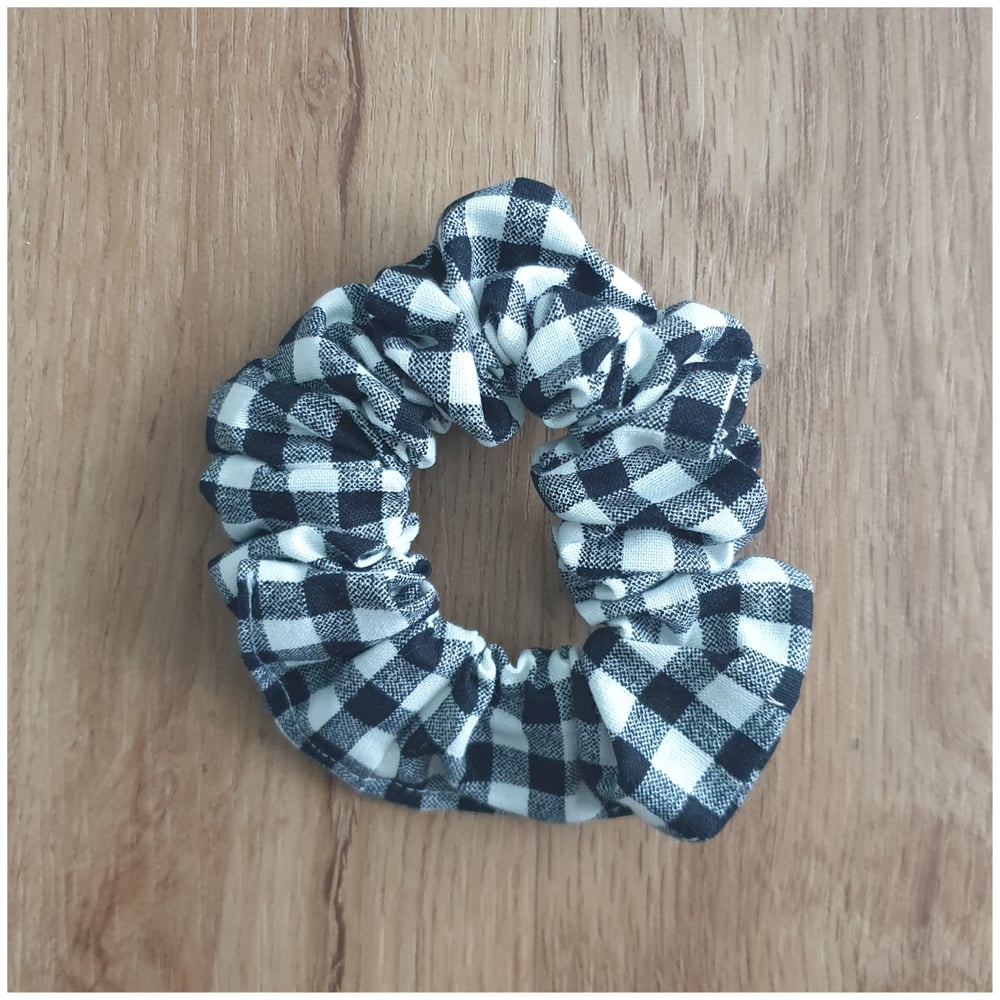 Image of Gingham Scrunchies