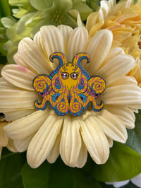 Image 4 of 2 Inch Pansexual Pride Octopus enamel pin - Black Nickle