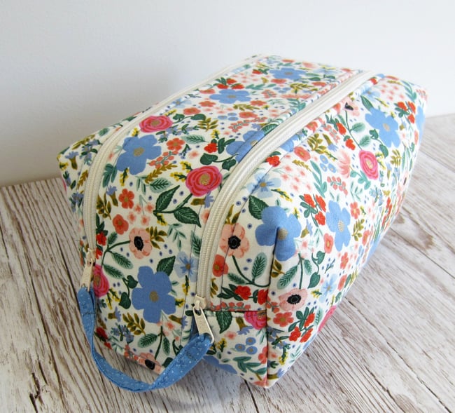 Tutoriel de la Trousse Iris et son rabat à double zip