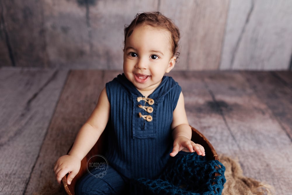 Image of BRAYDEN ROMPER - SITTER SIZE