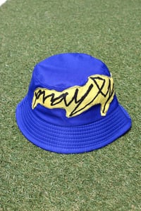 Image of near perfect bucket hat in blue 