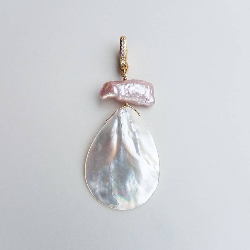 Pink Pearl & Shell Drop Charm