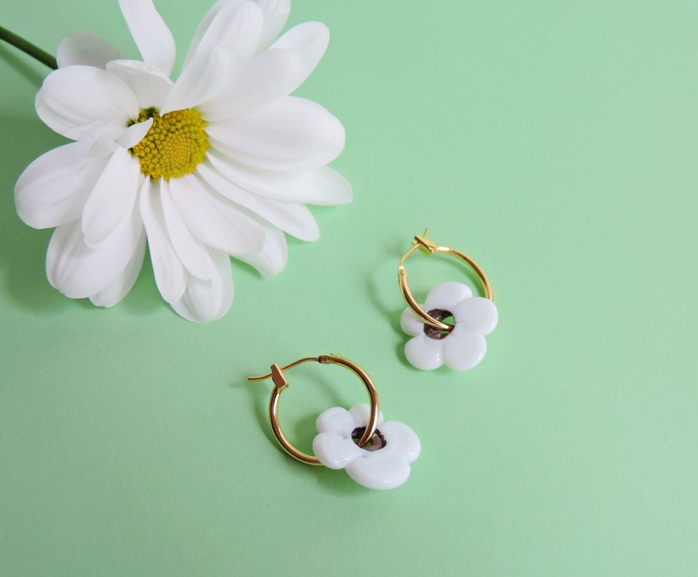 Image of Pendientes DAISY - Blanco
