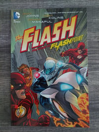 Image 1 of The Flash: The Road to Flashpoint