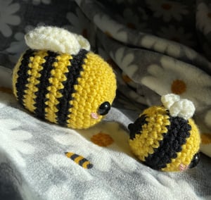 Image of Mini Crochet Bee