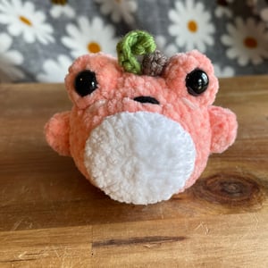 Image of Mini Crochet Peach Frog