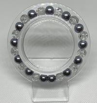Gray Pearl and Gray Glass Bead Bracelet 