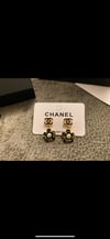CC Flower Pearl Earrings - Black 