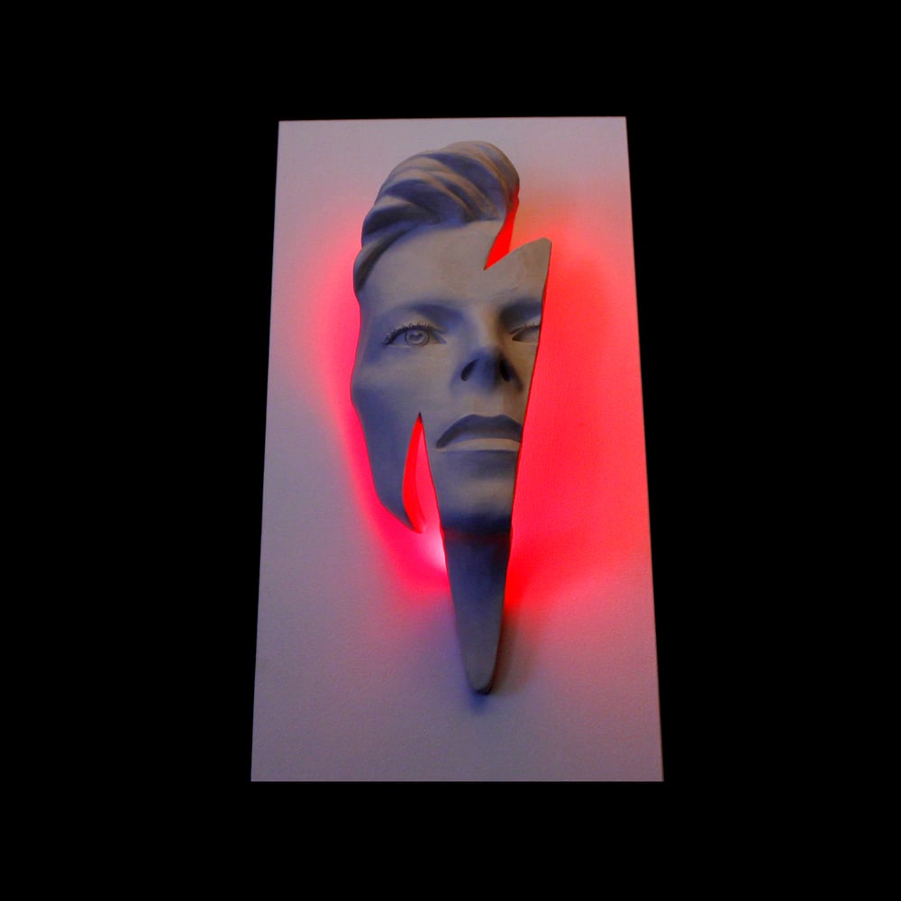 LED 'Ziggy Flash' David Bowie Face Sculpture
