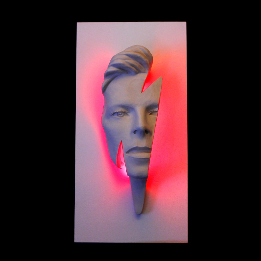 LED 'Ziggy Flash' David Bowie Face Sculpture