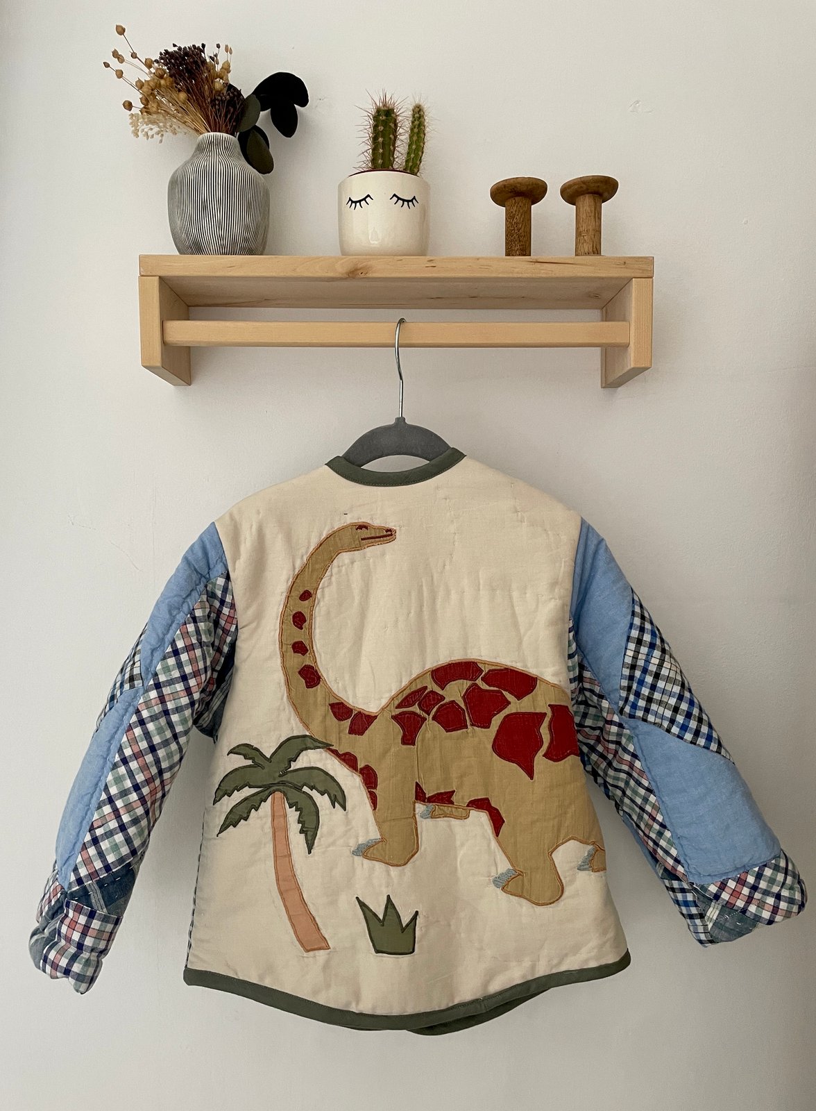 Max studio hotsell dinosaur quilt