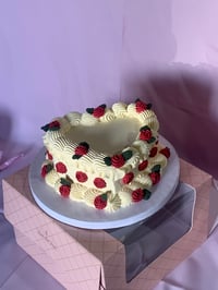 Image 2 of Mini Heart cake 