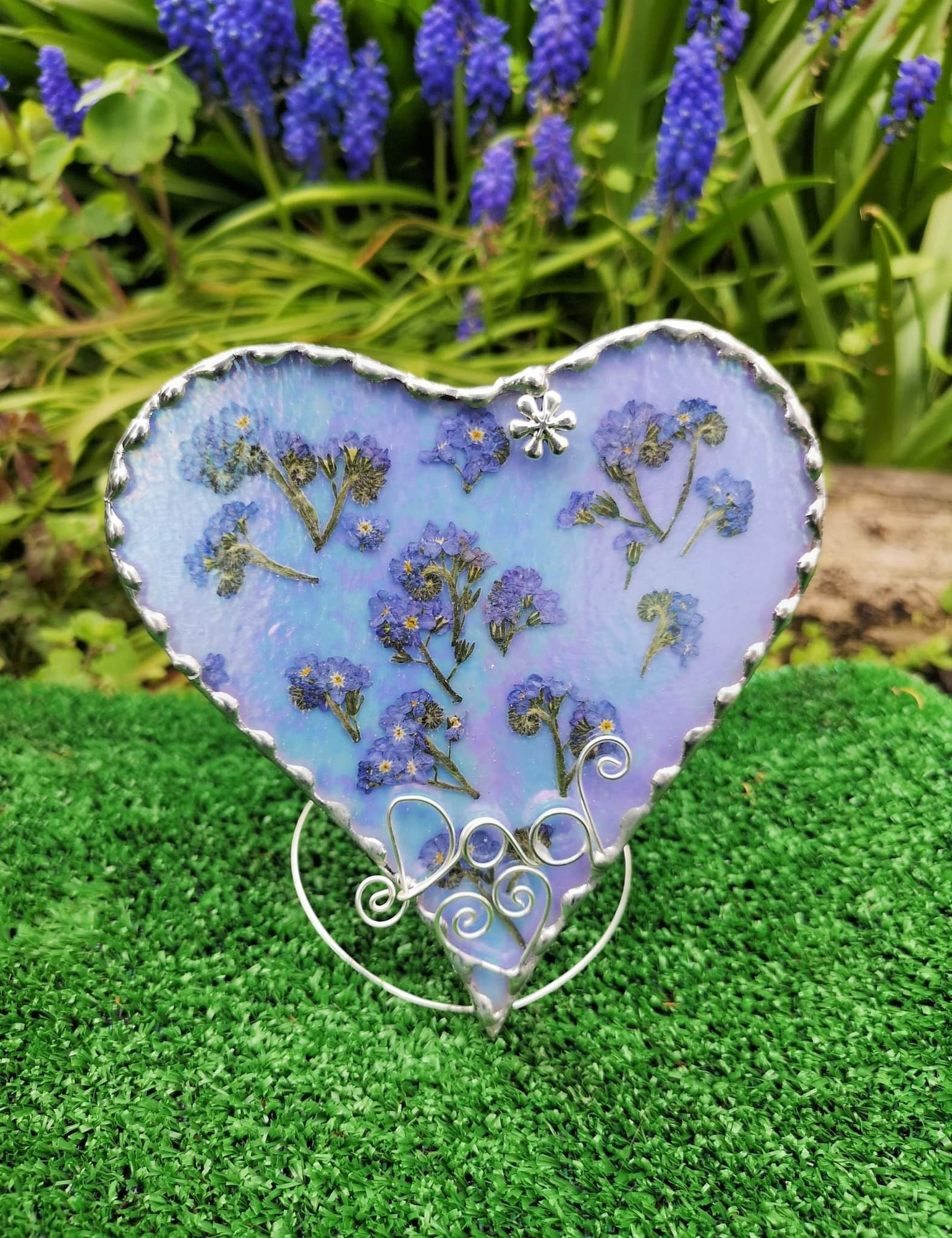 Image of Forget-me-not memory heart