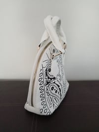 Image 2 of Medium-Sized Bandana Print Crossbody (white)