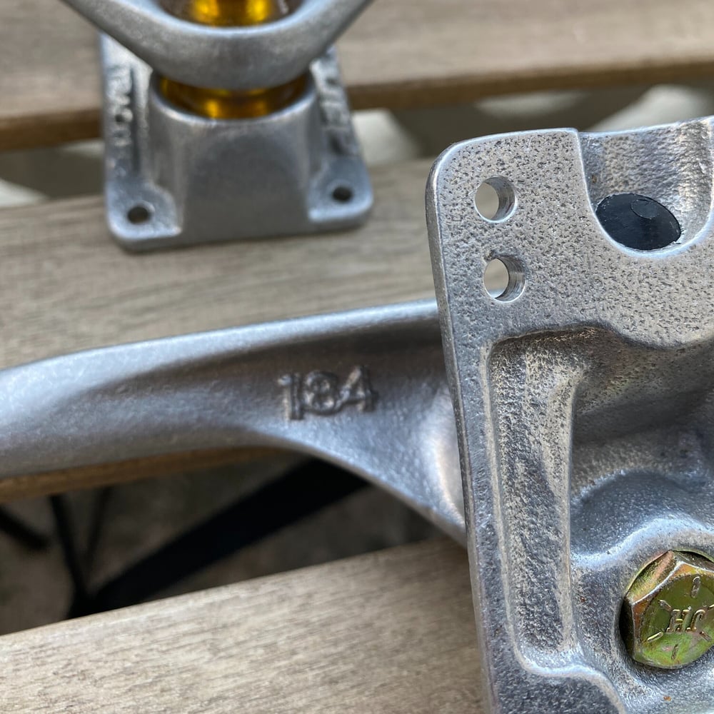 184 Tracker - Dart felfüggesztés