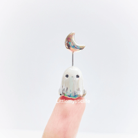 Image 1 of moon ghost figurine 2