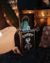 Pocket Phantoms Ghost In A Box (ghastly green with purple candle halo)
