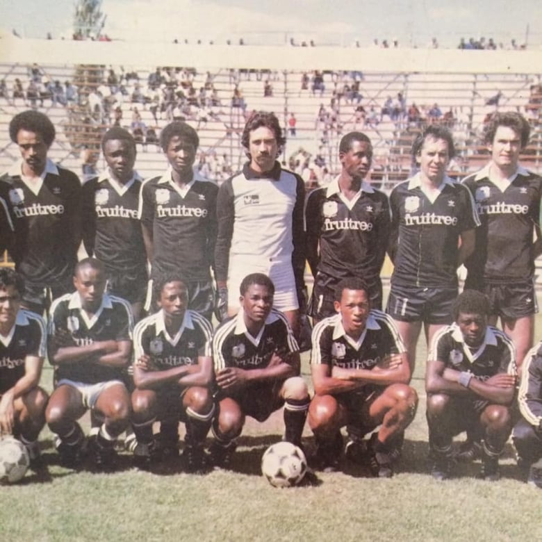 Image of The Strikers - Ezikamagebula