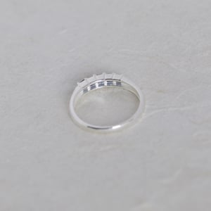 Image of La petite Blue Sapphire crystal square cut silver ring