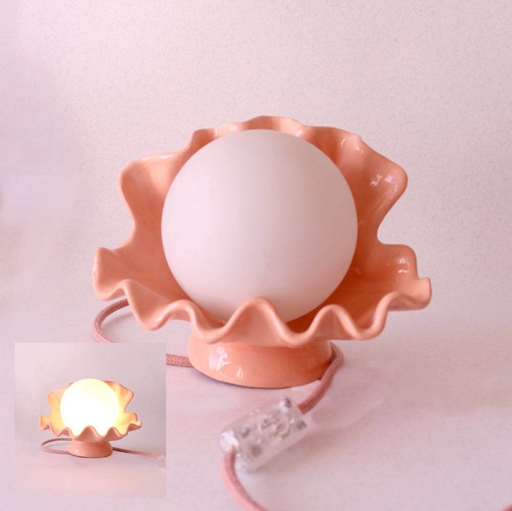 Image of Seashell lamp