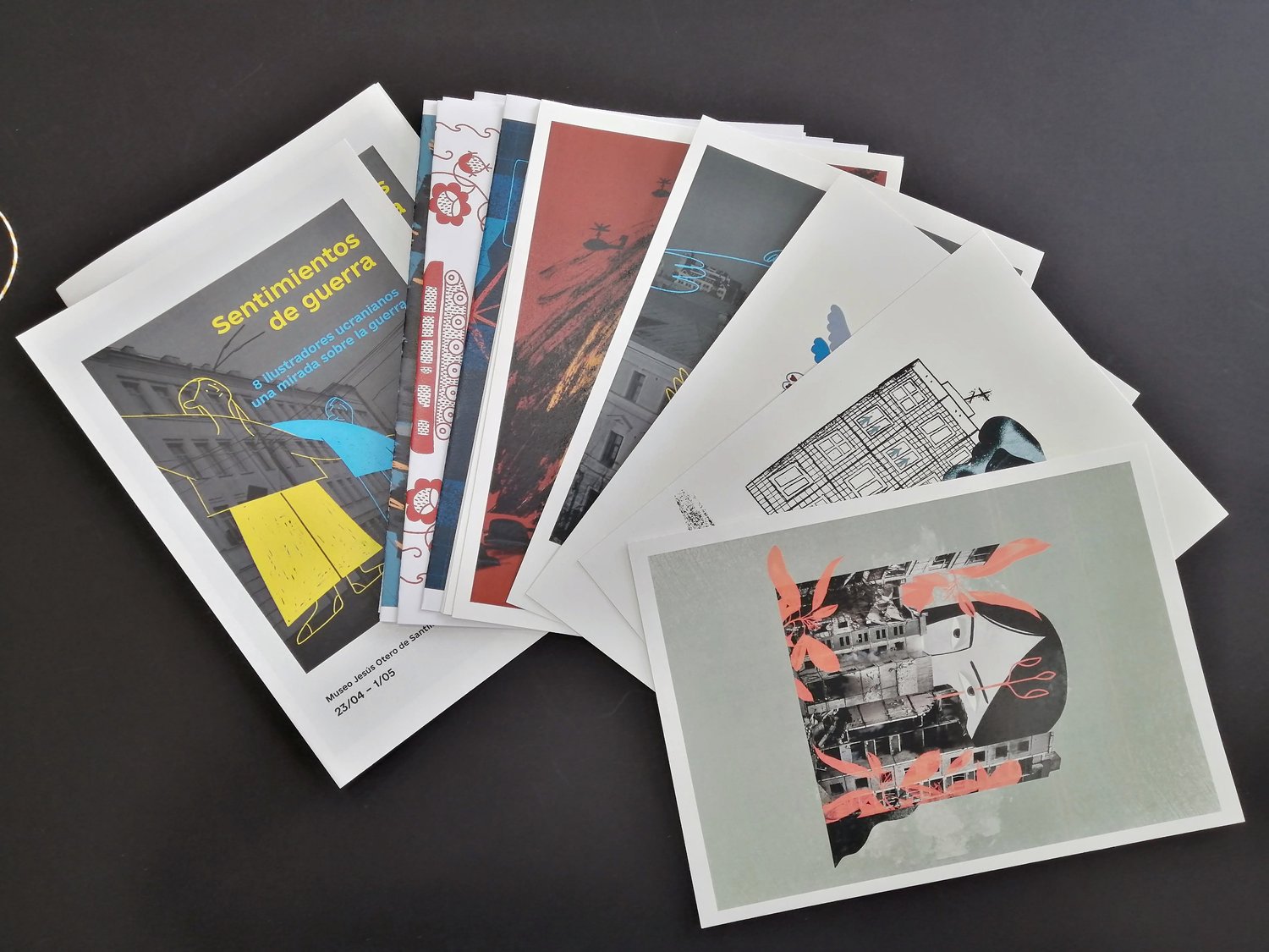 Image of Sentimientos de guerra. 8 + 1 ilustradores ucranianos una mirada sobre la guerra