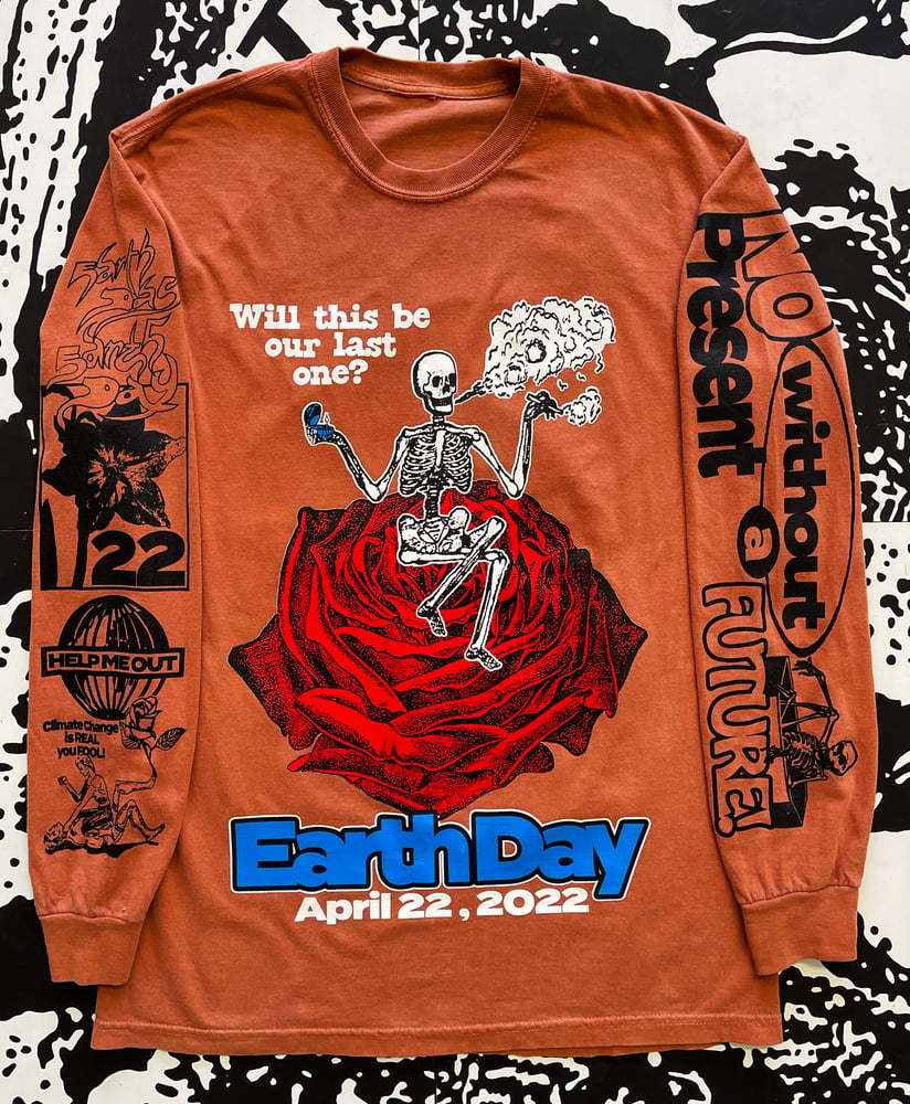 Image of EARTH DAY 2022 (LONG SLEEVE)