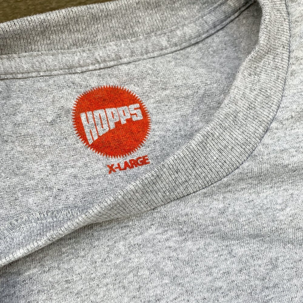 HOPPS x Quartersnacks Snackman - póló - szürke