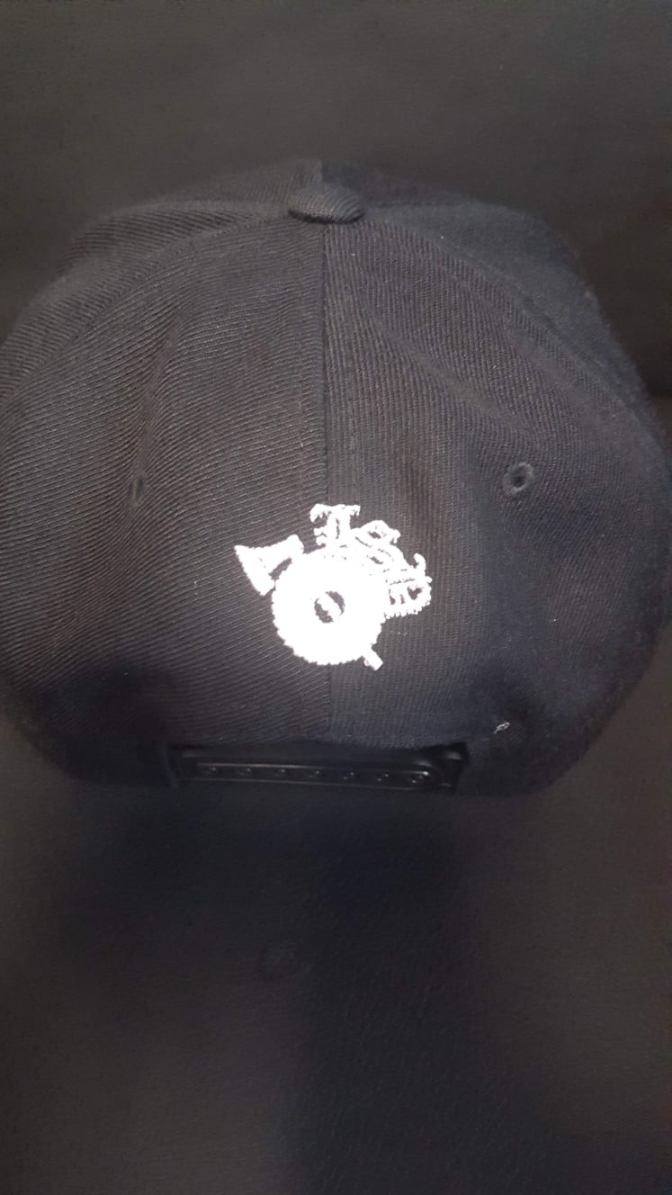 Image of DAMIEN QUINN : BLACK HAT WITH BLACK LOGO WITH WHITE OUTLINE