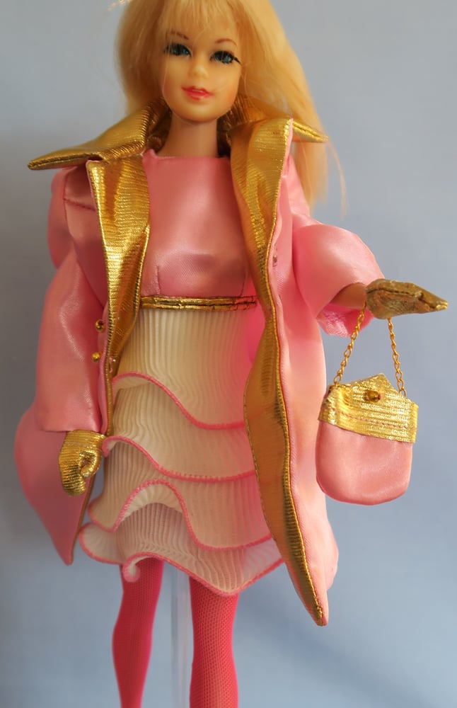 Image of Barbie - "Pink Premiere" Reproduction