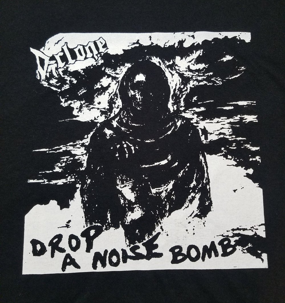 D-Clone - Drop a noise bomb Shirt