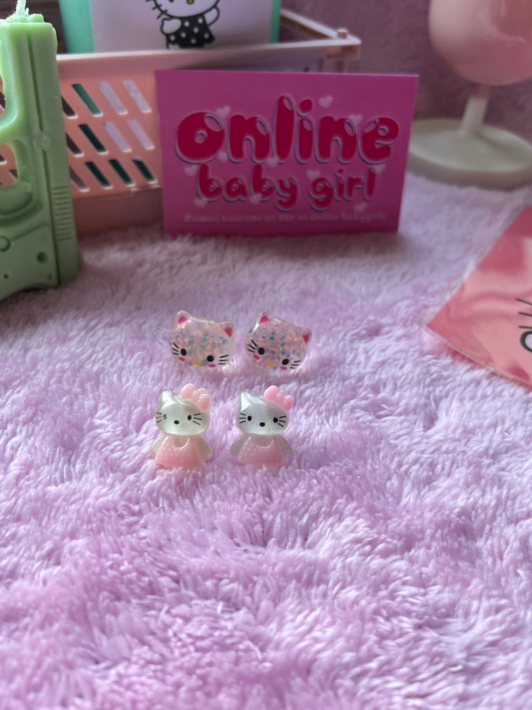 Kawaii and Glitty Kitty Studs - 2 Pack Image 4