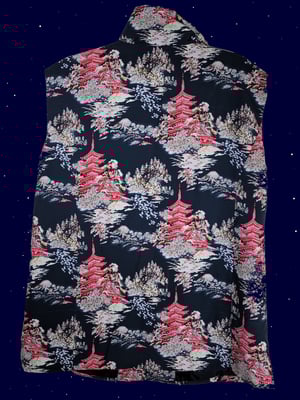 PAGODA VEST