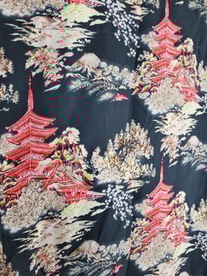 PAGODA VEST