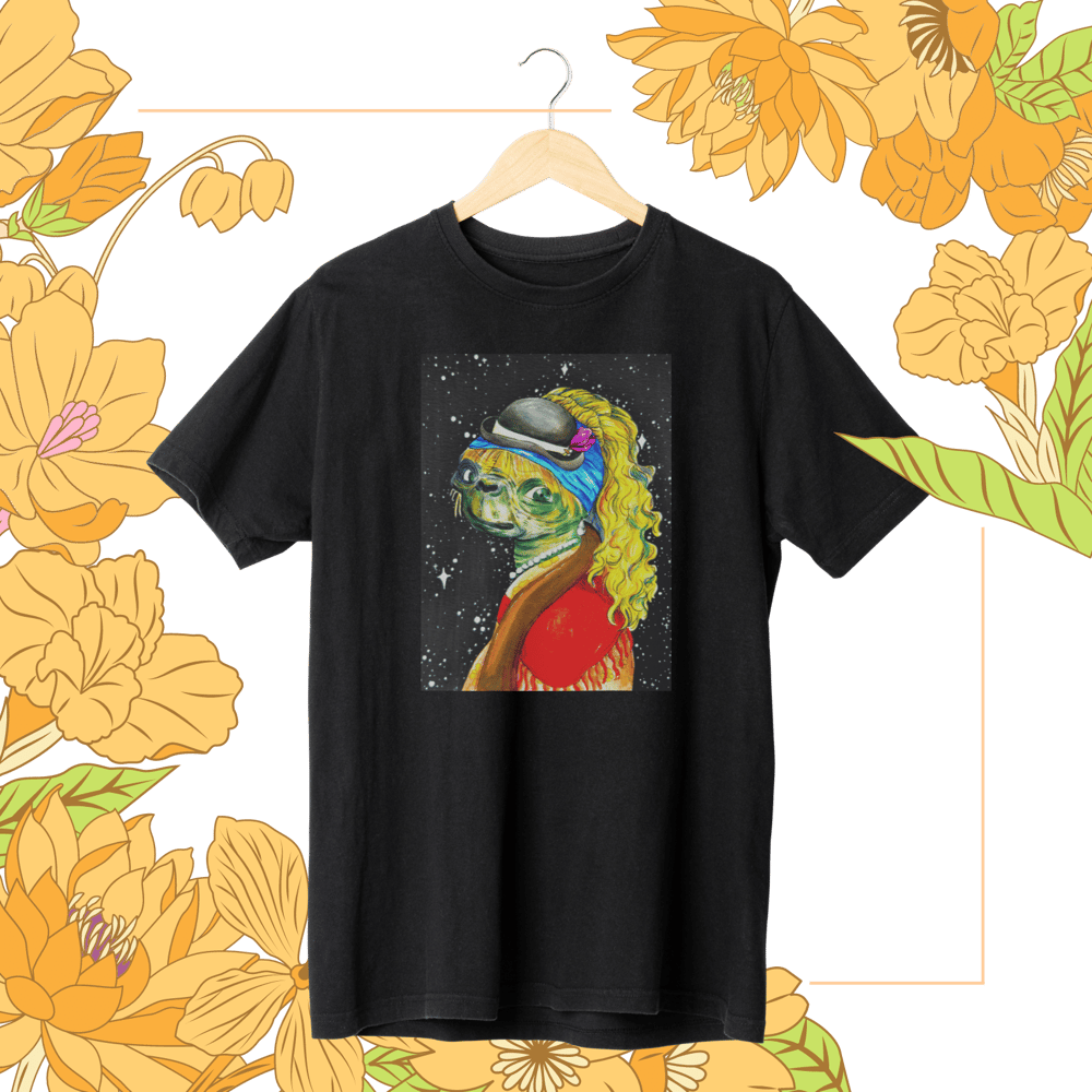 Image of Alien With a Pearl Earring T-Shirt