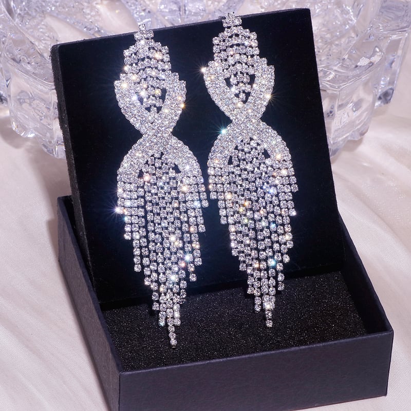 Image of Emmy crystal earrings