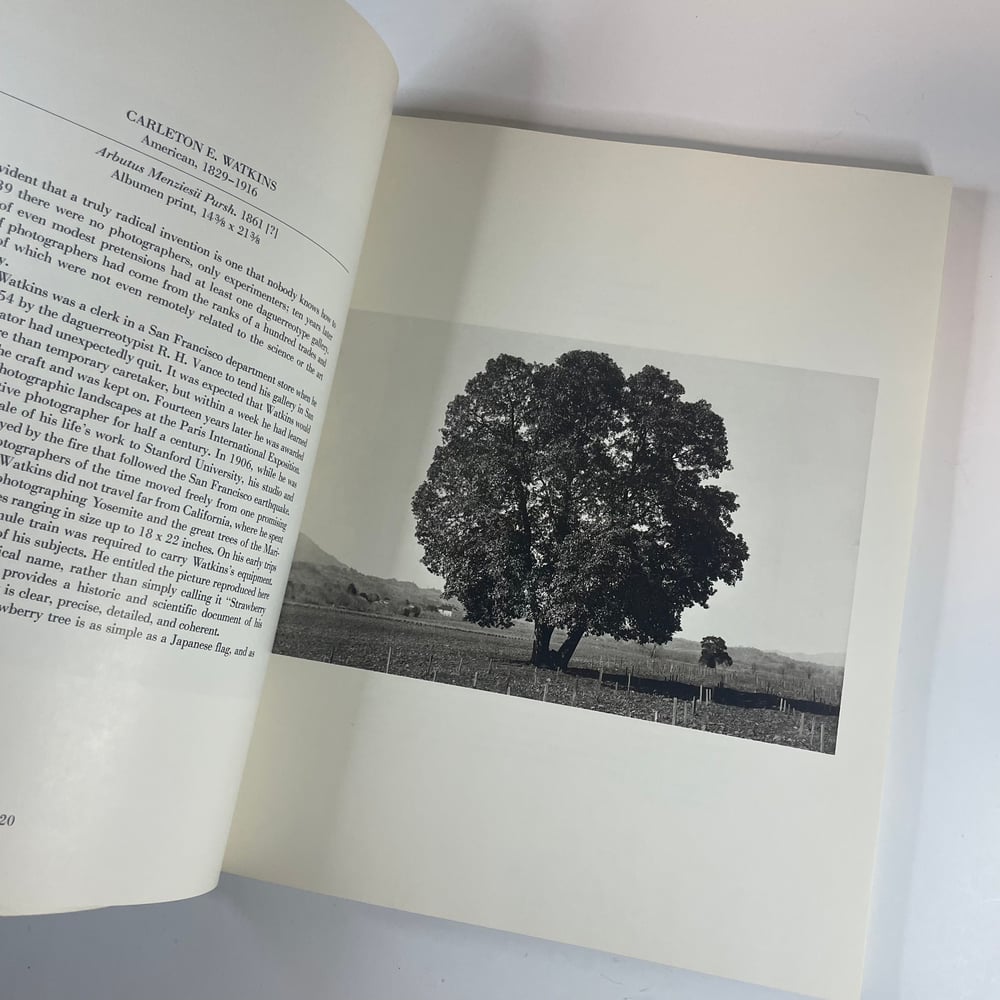 BK: Looking At Photographs (MOMA) by John Szarkowski PB