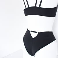 Image 6 of Limited Edition set, week 1