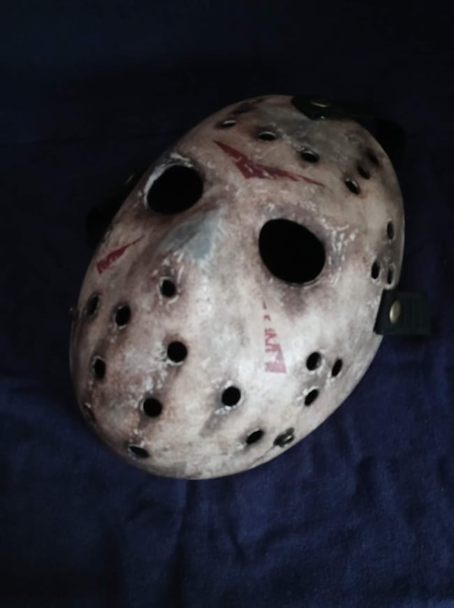 2009 REMAKE "MOMMA'S BOY"