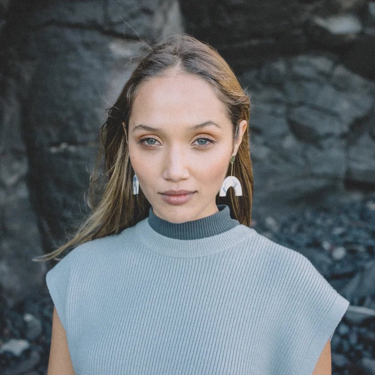 Image of pendientes BORA oro 