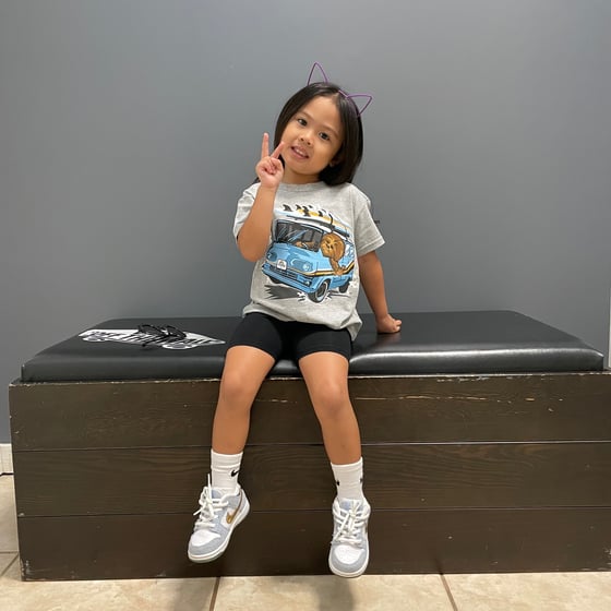 Image of HOLO HOLO CHEWY GRAY KID'S T-SHIRT